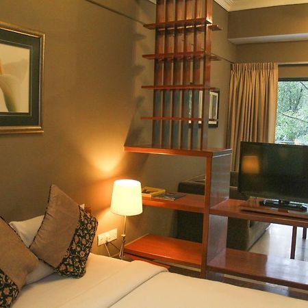 Peninsula Residence All Suite Hotel Kuala Lumpur Exteriör bild
